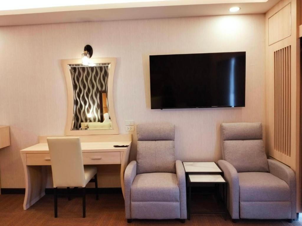 Pailyn Phitsanulok Hotel Dış mekan fotoğraf