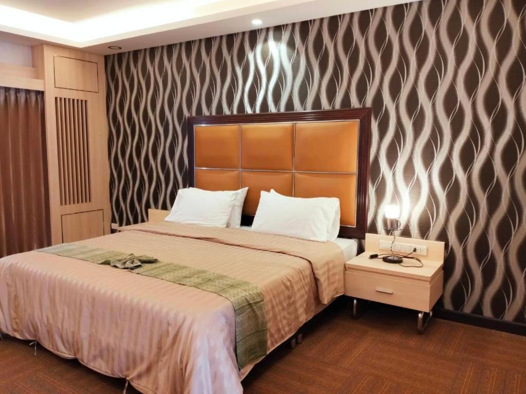 Pailyn Phitsanulok Hotel Dış mekan fotoğraf
